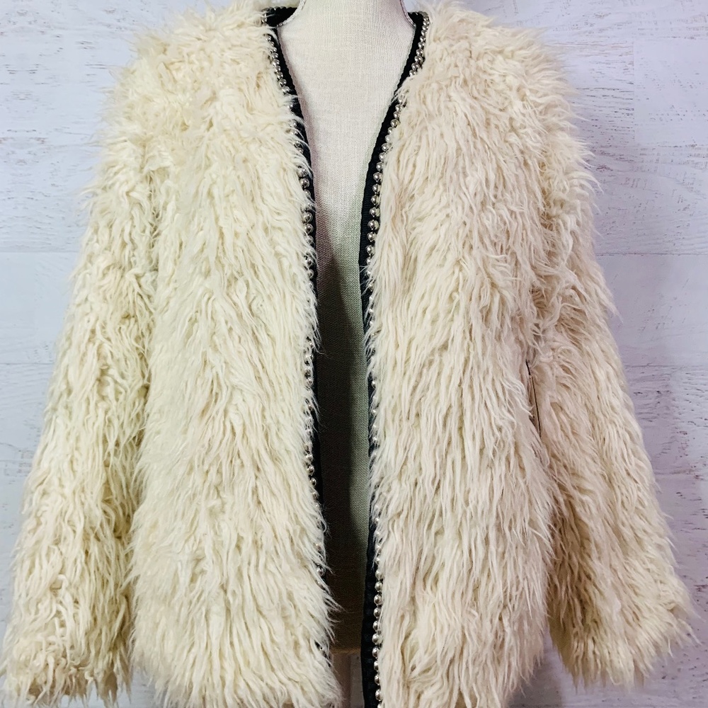 Forevere21 furry fuzzy cozy coat NEW